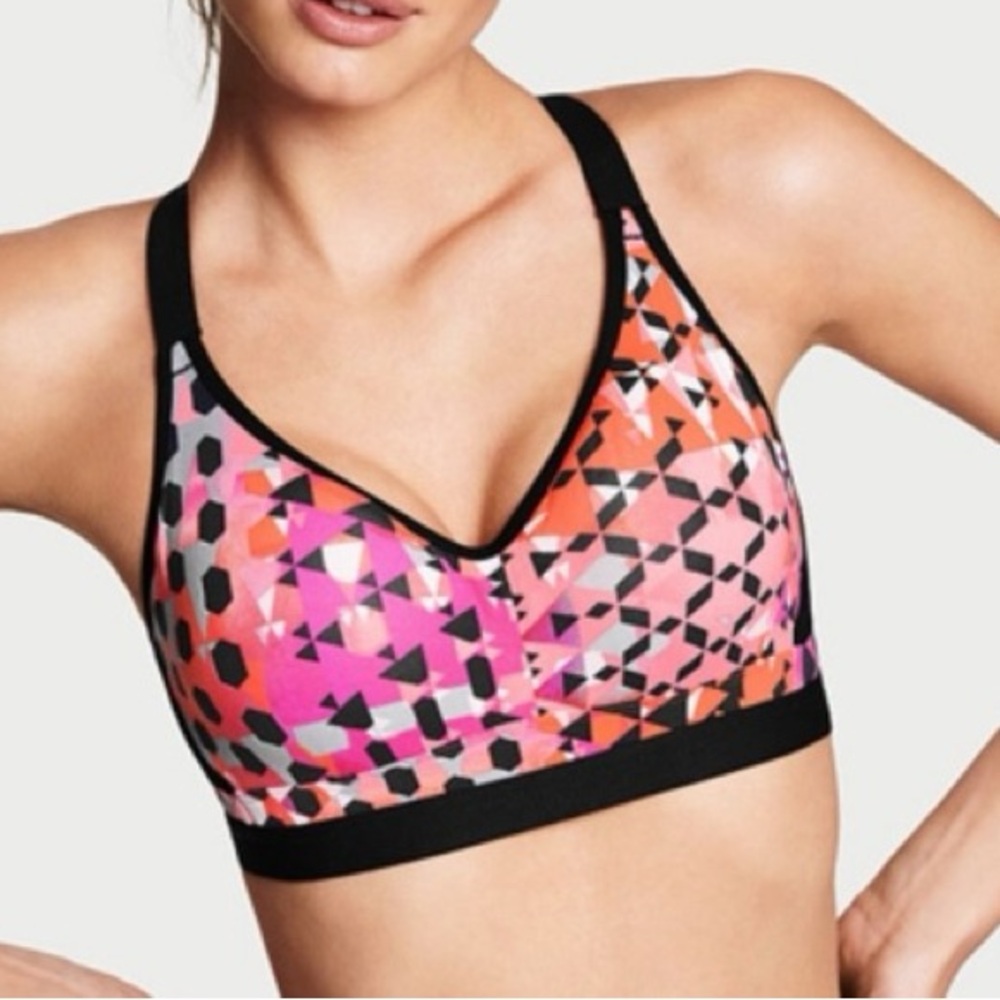 Victoria's Secret Incredible Sports Bra